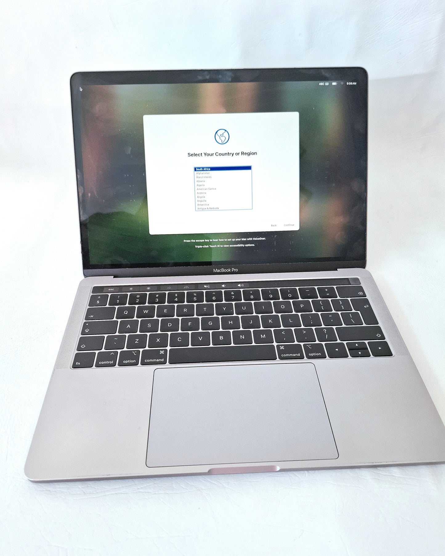 Apple MacBook Pro A1989 i5 13 Inch 2019 Retina Touch Bar Refurbished